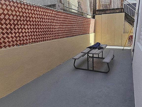 5th image of 29 Calle Villamil