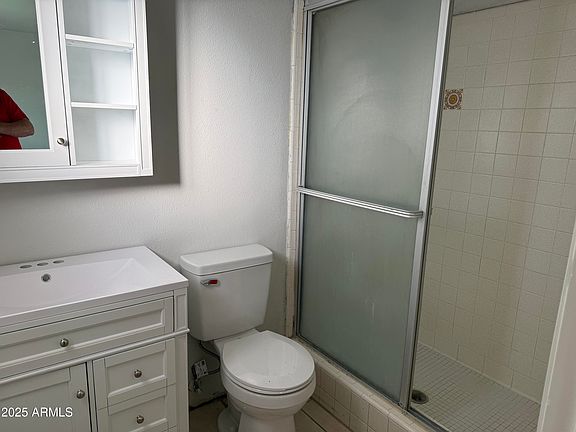 5th image of 9642 N 37TH Avenue