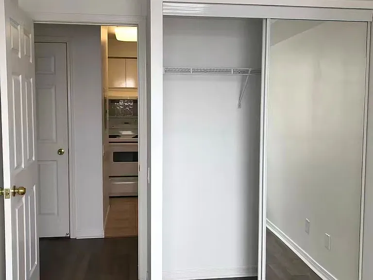 8 Hillcrest Ave #811 — Photo 15