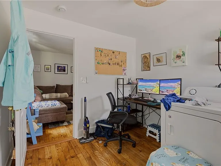 13 Hall Ave #B — Photo 14