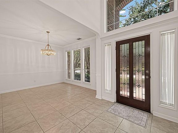 2nd image of 3218 Twinmont Ln