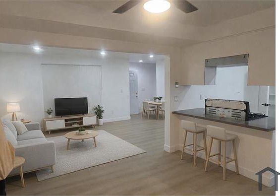 4th image of 6845 Hinds Ave APT 1