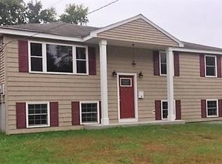 11 Plymouth Rd, Bellingham, MA 02019