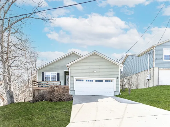 8004 Pine Ln, Rogers, AR 72756