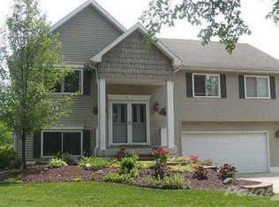 1160 Tin Dall Dr, Lapeer, MI 48446