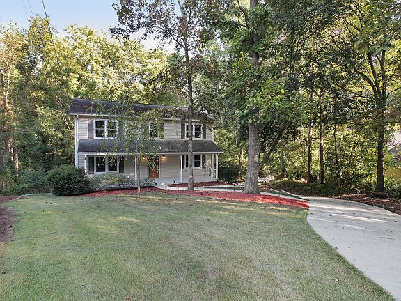 4th image of 623 Hickory Creek Ln