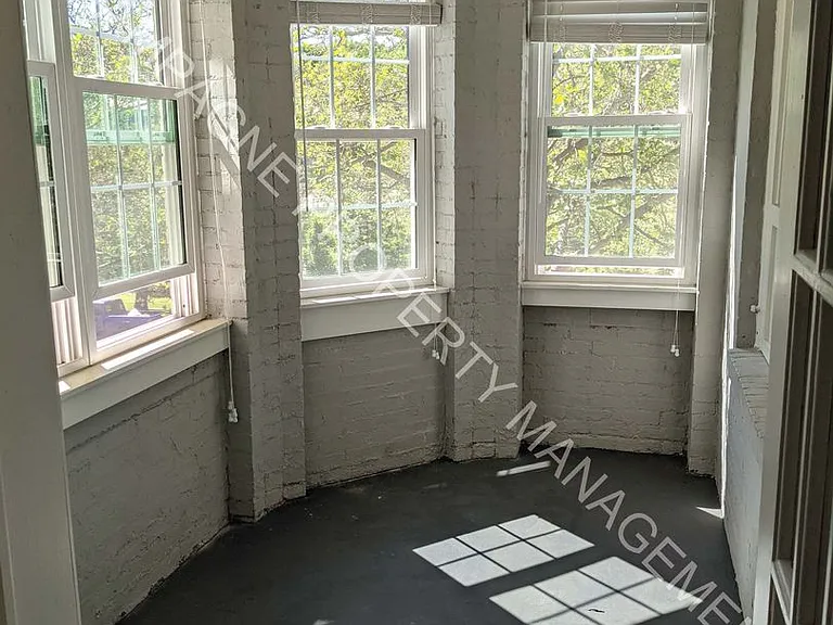 920 Ward Pkwy — Photo 13