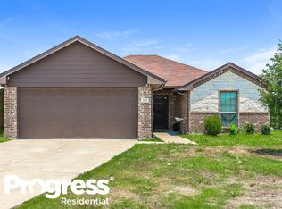 109 Oakcrest Cir, Terrell, TX 75160