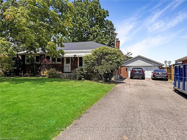 3 Westview Ave — Photo 2