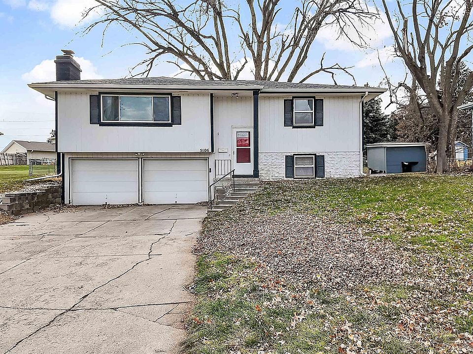 1st image of 5106 Oaks Ln