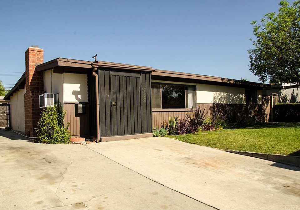 1st image of 139 Vanguard Ave