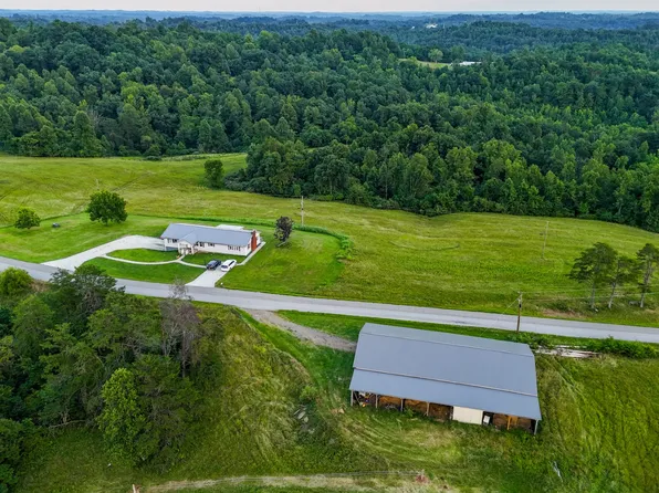 4754 County Road 36, Chesapeake, OH 45619