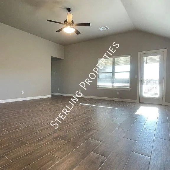 15509 Ridley Dr — Photo 13