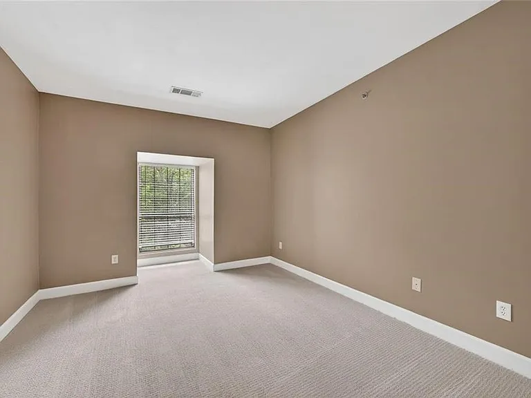 2865 Lenox Rd NE #610 — Photo 26