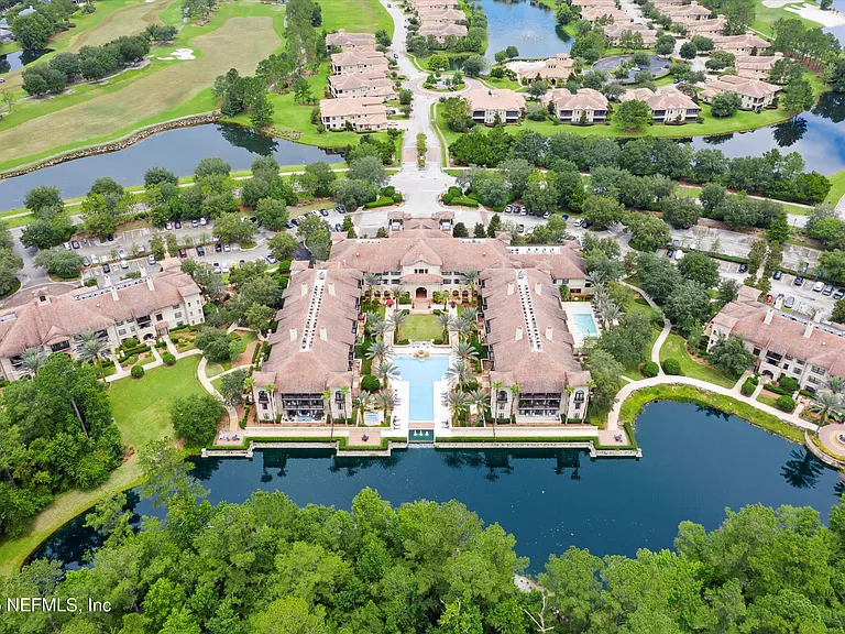955 Registry Blvd — Photo 50
