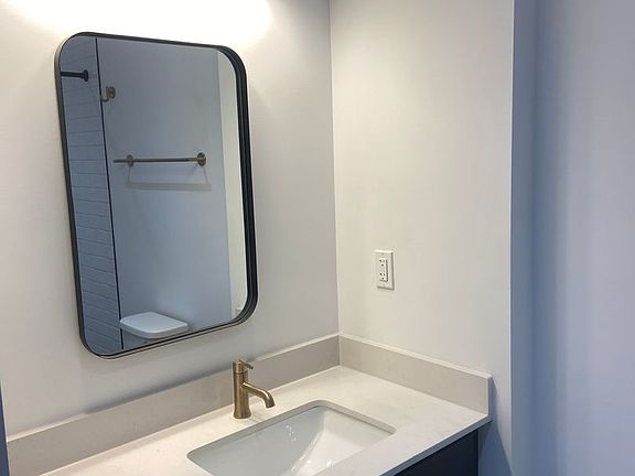 5th image of 400 Northampton St Suite 201