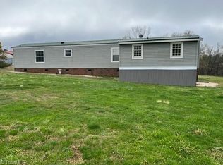 225 Arrowbrook Rd, Harmony, NC 28634