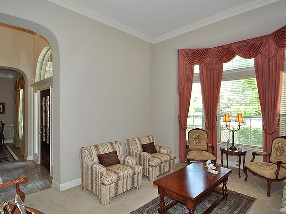 5th image of 6323 Hidden Lakes Dr