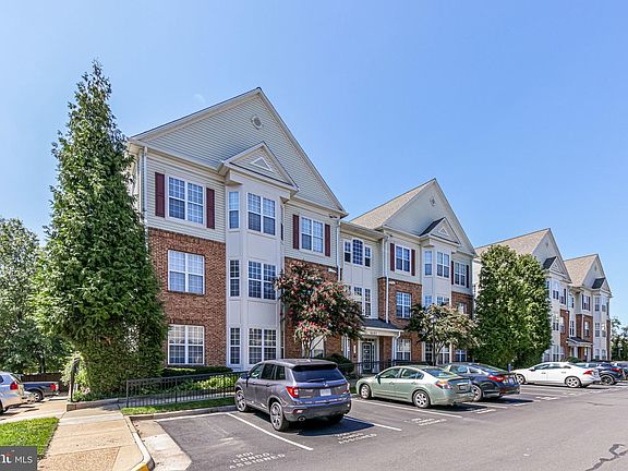 4th image of 6491 Cheyenne Dr Unit 103