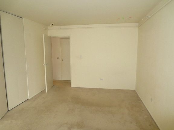 5th image of 1095 N Sterling Ave APT 102