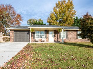 909 Rose Petal Ln, Knoxville, TN 37938