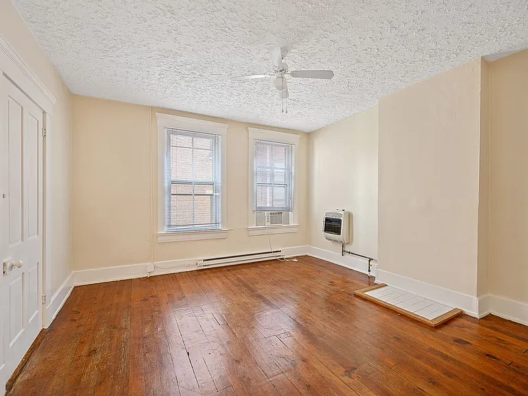 225 Orchard St — Photo 19