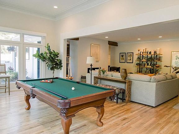 Pool room
