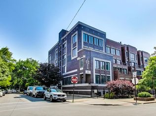 2301 W Wabansia Ave APT 3, Chicago, IL 60647