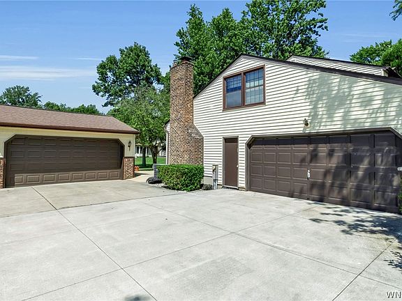 3rd image of 105 Northington Dr