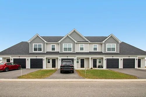 Emerald Point Landing Photo 1