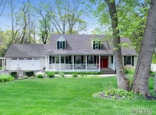 28 Zophar Mills Rd, Wading River, NY 11792