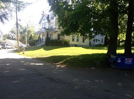 2nd image of 209 E Main St