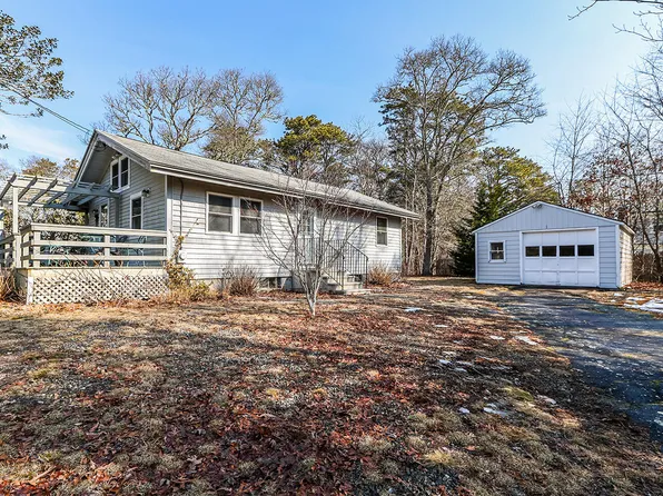 53 Forest Drive, Mashpee, MA 02649