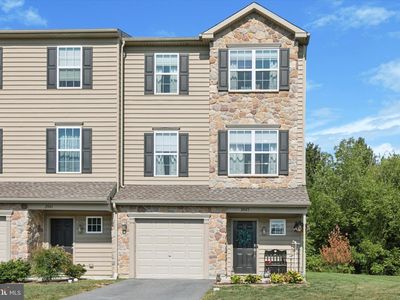 2043 Crown Mill Dr, Mohrsville, PA, 19541