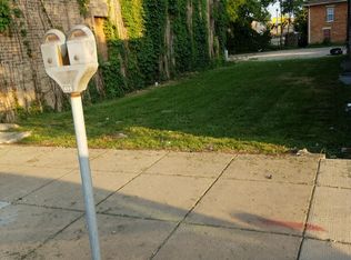 118 E Cass St, Joliet, IL 60432