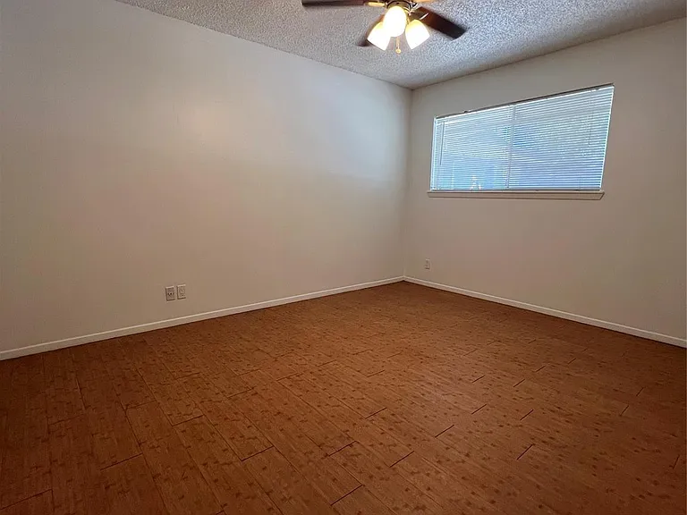 3403 Willowrun Cv #B — Photo 12