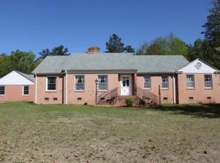 527 Flat Shoals Rd, Gay, GA 30218