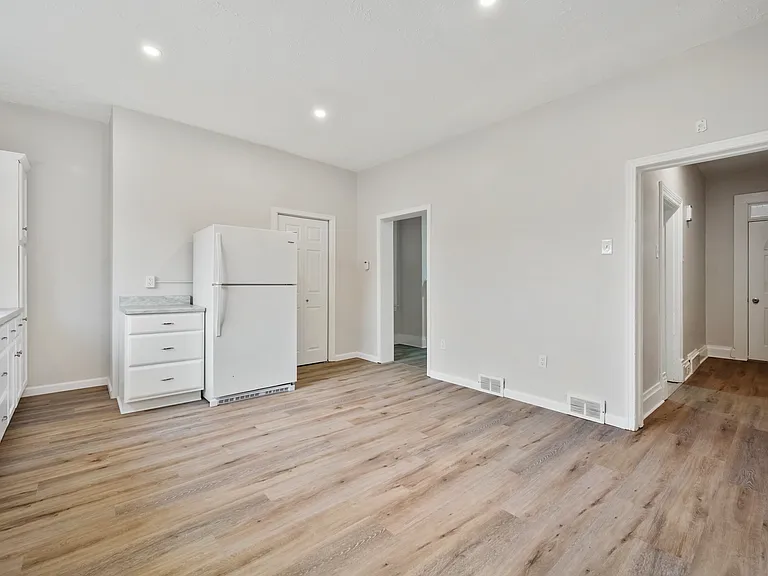 134 Wynoka St — Photo 12