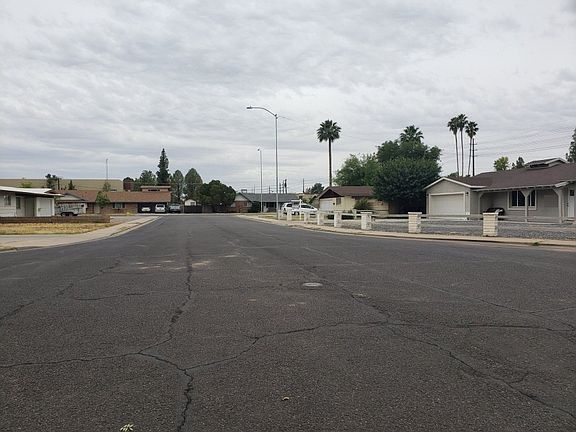 5th image of 616 N Diane Cir