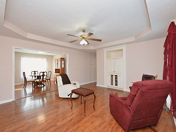 4th image of 4418 Westside Dr