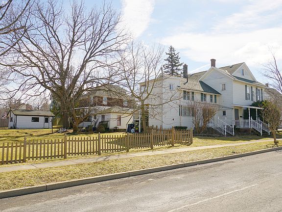 3rd image of 24 Eckerson Ave