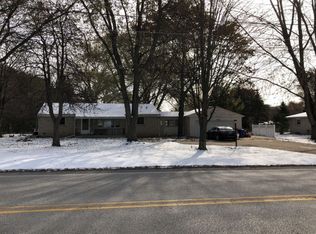 W150S7526 Woods Rd, Muskego, WI 53150