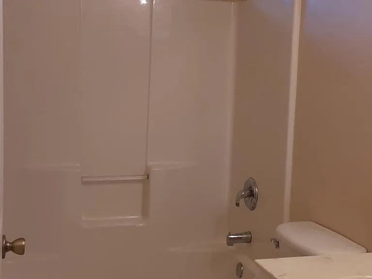 2nd Bathroom