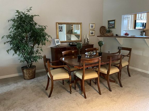 4th image of 2554 Forest Hill Ave SE #31