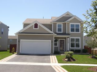 1755 Powers Rd, Woodstock, IL 60098