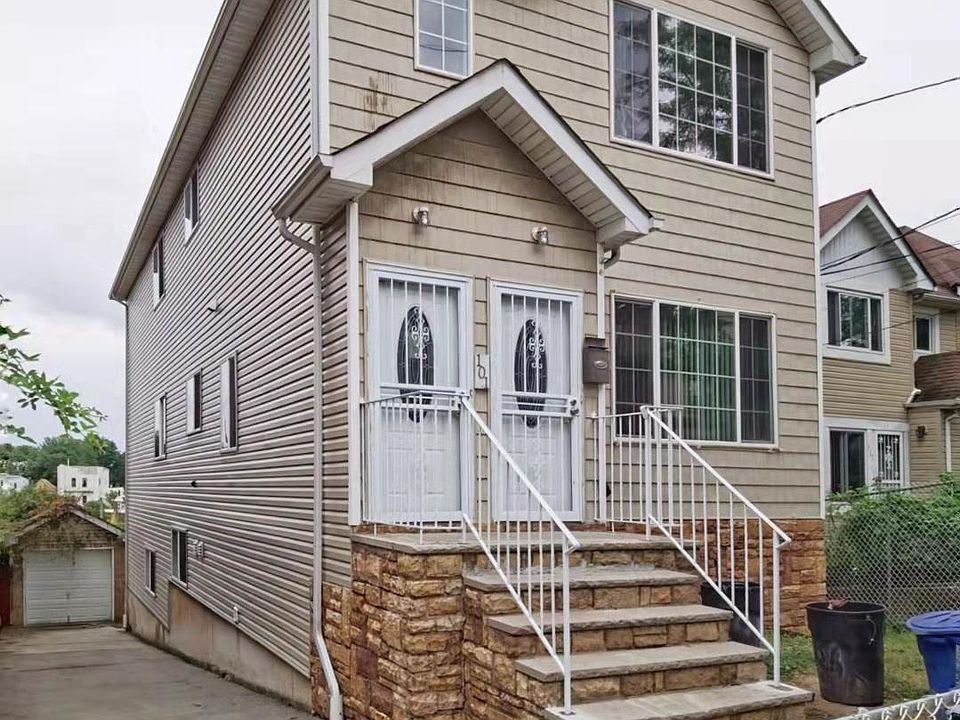 1st image of 101 Boyd St #2