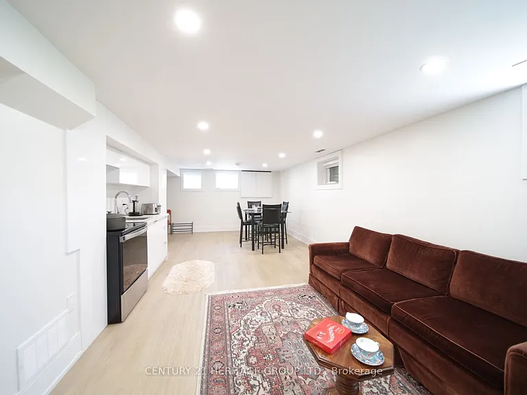 270 Brighton Ave — Photo 5