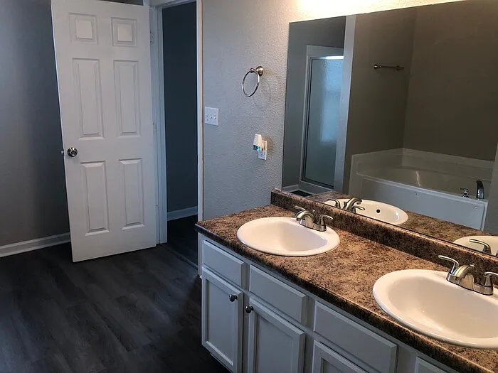 28015 Chasebrook Dr — Photo 10