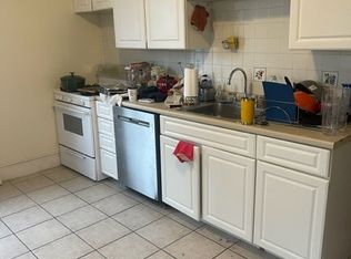 186-190 Naples Rd UNIT 2D, Brookline, MA 02446