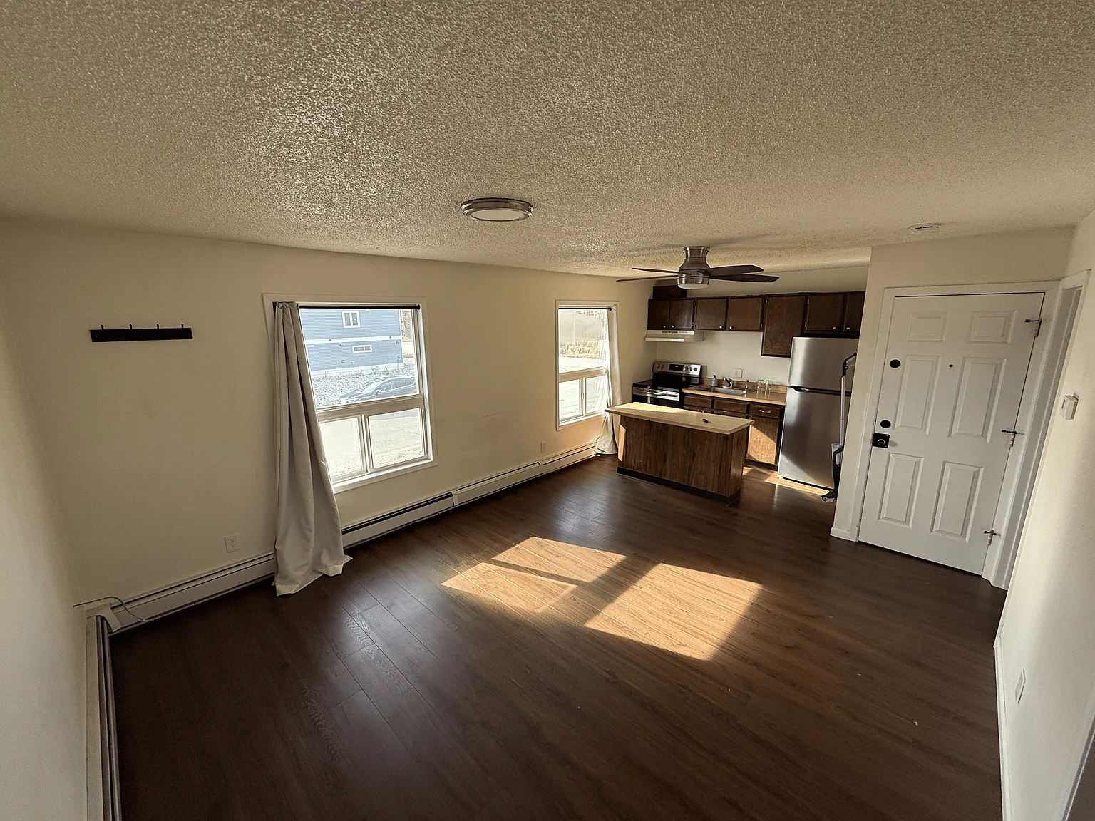 2 bed, 800 sqft, $1,320 — Photo 3